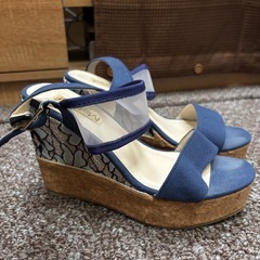 厚底サンダルの画像