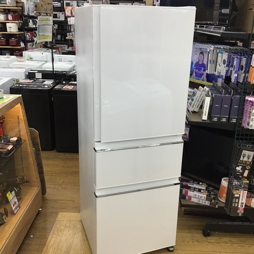 #L-8【ご来店頂ける方限定】MITUBISHIの3ドア冷凍冷蔵庫です