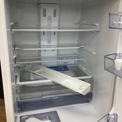 #K-18【ご来店頂ける方限定】MITUBISHIの3ドア冷凍冷蔵庫ですの画像