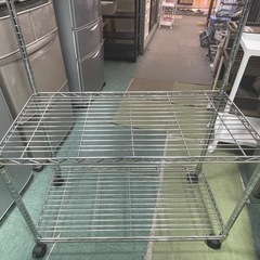 【リサイクルサービス八光】幅90㎝　キャスター付き　4段メタルラックの画像