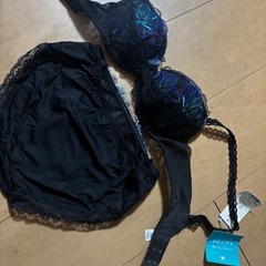 新品タグ付き！ブラショーツ上下セット ５点セット！B65/M 定価五万の画像