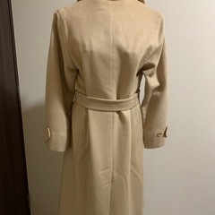 Max Mara 白タグ ベルト付　ロングコートの画像