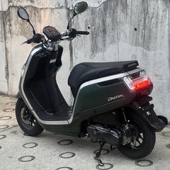 大人気セール‼️安心のバッテリー新品✨️前後タイヤまだまだ山あり🗻ヘッドライトバルブ新品✨️嬉しいオイル交換済み♻️燃費重視＆バイク初心者＆デザイン重視の方にオススメ✨ラクラク始動のインジェクション💥AF74 ダンク✴の画像