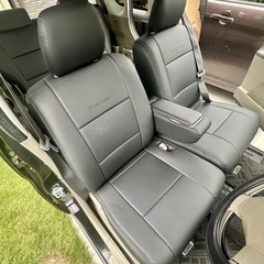 クラッツオ　シートカバーの画像