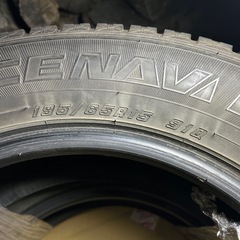 195/65r15 　スタッドレスタイヤの画像