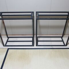 画像の６０センチ用水槽台２台￥1000円～2段水槽台なので４台水槽おけます￥1000円～の画像