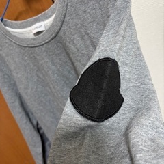 モンクレールトレーナーの画像