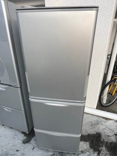 冷蔵庫シャープ2022年350L 3ドア　左右開き仙台市内無料配達