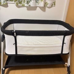 ベビーベッド　コンパクト　の画像