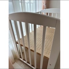 カトージ　ミニベビーベッドの画像
