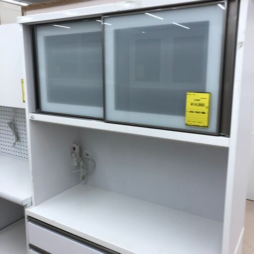 【ジャングルジャングル和歌山店】【Wa3246】食器棚　リユースショップ リサイクルショップ 中古家具 中古家電 中古自転車 古着 冷蔵庫 洗濯機 エアコン 電子レンジ テレビ オフィス家具 ヴィンテージ アンティーク 和歌山市 岩出市 海南市 岬町 和歌山 大阪