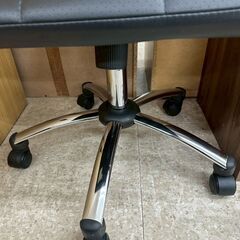 ★リユースのサカイ高崎店★TJ13264  椅子 黒 H43×D43.5×W40 クリーニング済みの画像