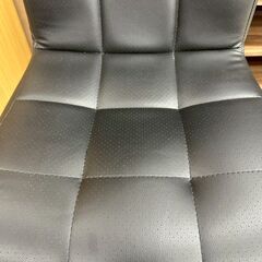 ★リユースのサカイ高崎店★TJ13264  椅子 黒 H43×D43.5×W40 クリーニング済みの画像