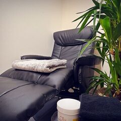 リクライニング チェア　オットマン付き　事務所・ご自宅・サロン向きの画像