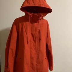 UNIQLO マウンテンパーカー の画像