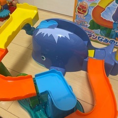 【美品】アンパンマン　ふんすいジャンプ！クータンなみのりアイランドの画像