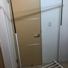 キャスター付き洋服ハンガー　高さ調整可能の画像