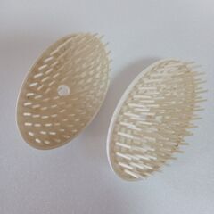 【シャンプー用 頭皮ブラシ 2個セット（三重県津市現地取引限定）】の画像