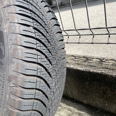 スタッドレスではなくオールシーズンタイヤです。ホイール付きナットなし 2022年製造　4本セット195/65R15の画像