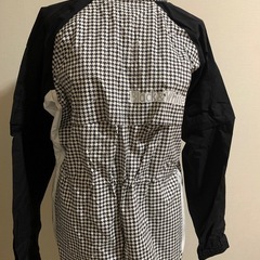 Black＆ White sport フード付ブルゾンの画像