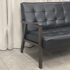 KK-5【新入荷　リサイクル品】2シーターアームソファ　黒の画像