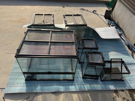 爬虫類用ケージ