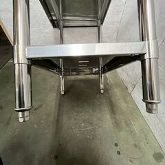 アラヤステンレス 作業台 W600×D450×H650 厨房 厨房機器 店舗 店舗用品 ステンレス作業台 高さ調節可能 中段あり 美品 Y2384の画像