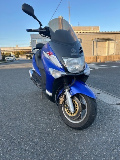 マジェスティ１２５ FI 青　自賠責R 9年1月