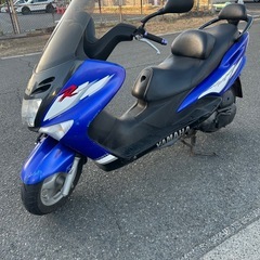 マジェスティ１２５ FI 青　自賠責R 9年1月　の画像