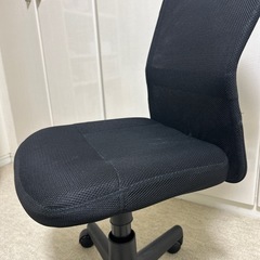 オフィスチェアの画像
