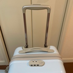 【美品】のりっこ　子どもが乗れるキャリーケースの画像