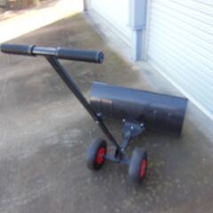 【引き取り限定】雪かき機 タイヤ付きの画像