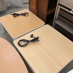 【来店歓迎】【KJ203】美品 定番 こたつテーブル 長方形 正方形 リバーシブル天板 センターテーブル 座卓 リビングテーブル ナチュラルカラー　検)一人暮らし 家具 収納 ダイニング リビング キッチン 冷蔵庫 洗濯機 テーブル ラック レンジ キャビネット ソファの画像
