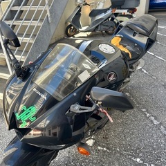 CBR600RRバイク大型の画像