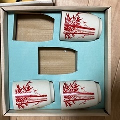 食器とおぼん小物菓子入れセットの画像