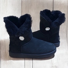 UGG アグ ムートンブーツ ブラック 25cm ボタン付き ファーの画像