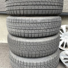 トヨタ　165/65R14 ブルジストン スタッドレスの画像