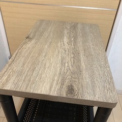 3段引き出し付きラックの画像