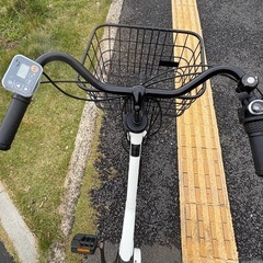 中古24インチPanasonic電動アシスト自転車　8Ah 大阪の画像