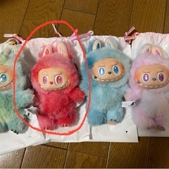 POP MART  ポップマート　ラブブ　エナジー　LOVE 赤の画像