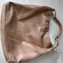 ショルダーバッグの画像