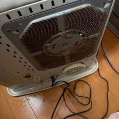 大容量　石油ファンヒーターの画像