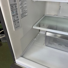 289 送料設置無料　訳あり特売品　日立　大型冷蔵庫　315Lの画像