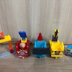 ブロックラボ アンパンマン わくわくのりものブロックの画像