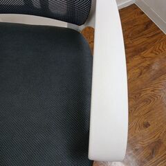 デスクチェア、パソコンチェア、オフィスチェア、椅子、の画像