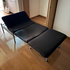 リクライニングベッドの画像