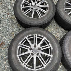 ブリッジストーン  スタッドレスタイヤ  ブリザック、VRX2の画像