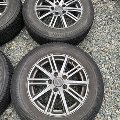 ブリッジストーン  スタッドレスタイヤ  ブリザック、VRX2の画像