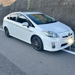 プリウスＳツーリング！HDDナビ・地デジ！CUSCO車高調！の画像