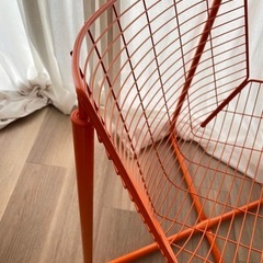 IKEA オレンジ　チェアの画像